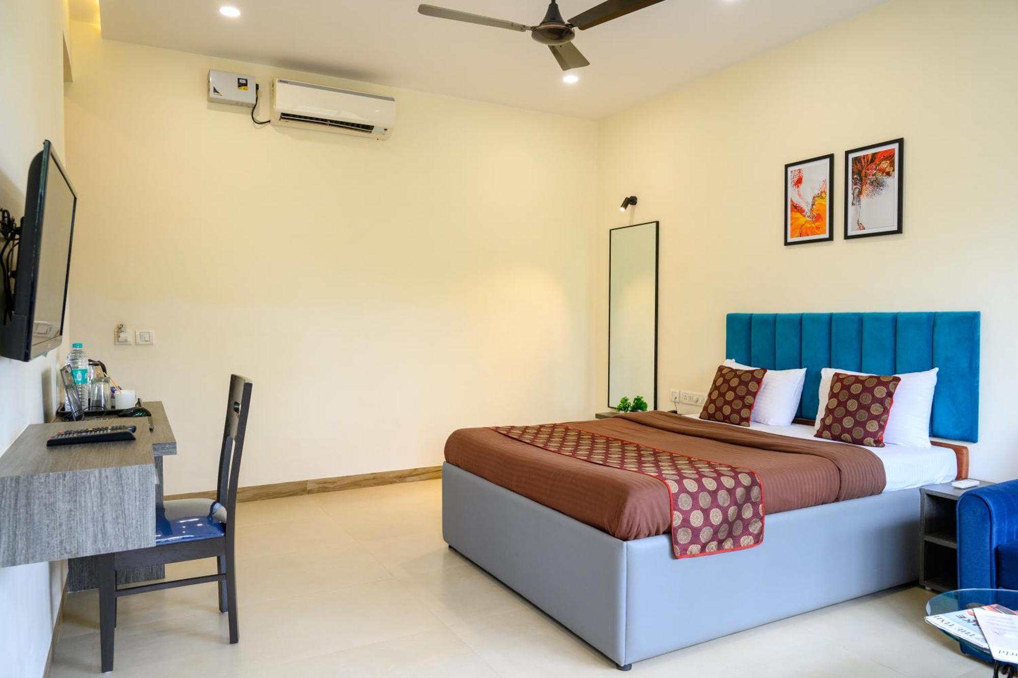 Girivihar Holiday Club - Pure Veg Lonavala Exterior photo